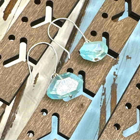 Raw blue Aura Quartz nuggets silver dangle statement earrings - Picture 1 of 3